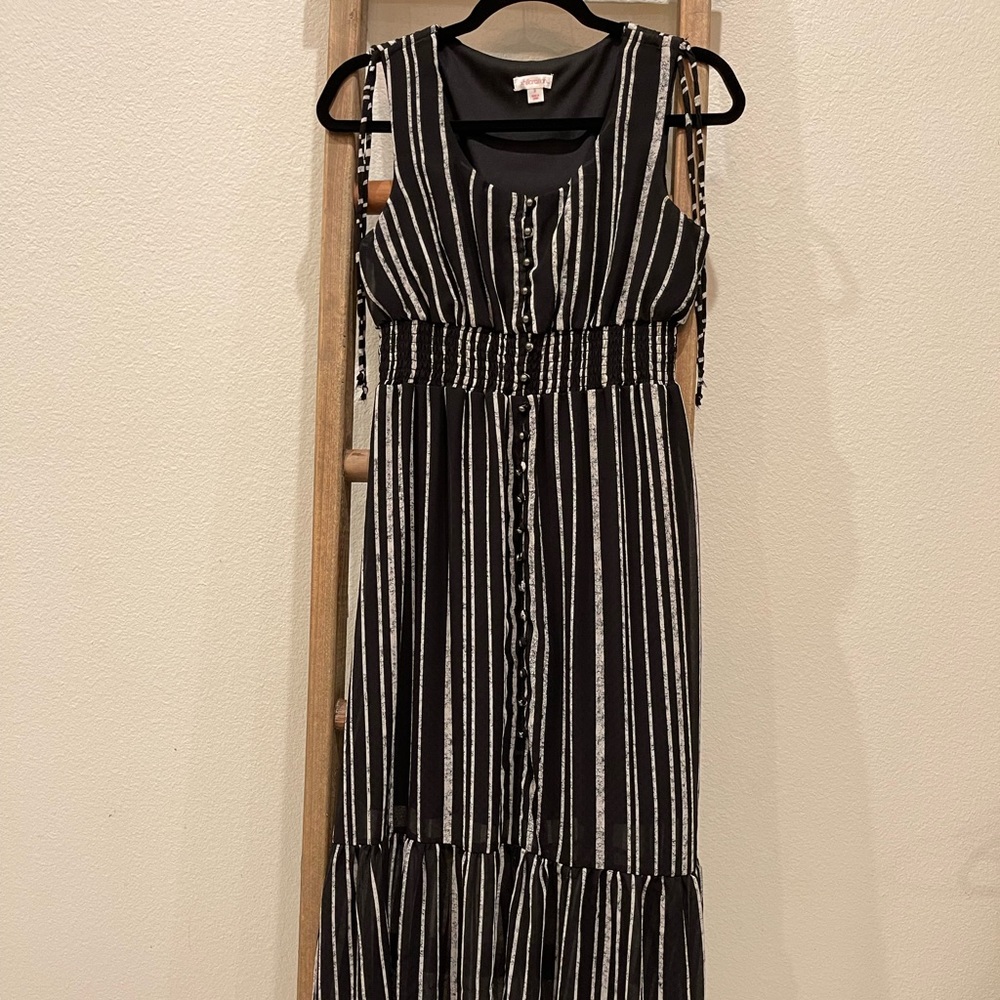 Xhilaration Small Stripes Maxi Dress